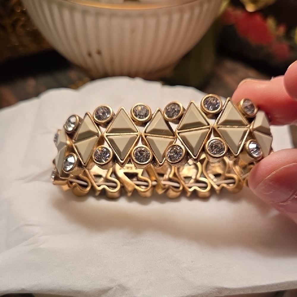 VEUC J. Crew Gold and Cream Vintage-Inspired Bracelet
